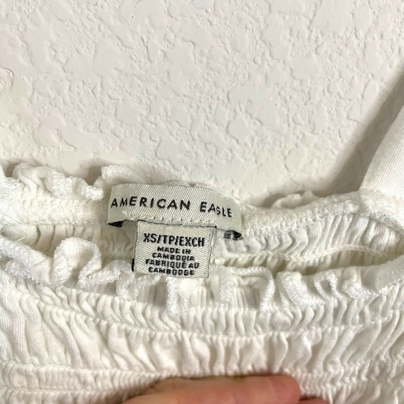 American Eagle Cropped Smocked Tank Top in White Size XS - Picture 4 of 10